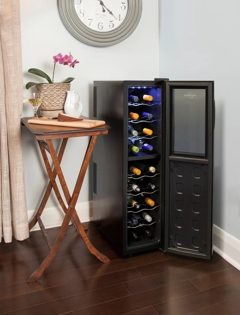 18 Bottle Dual Zone Wine Cooler G829