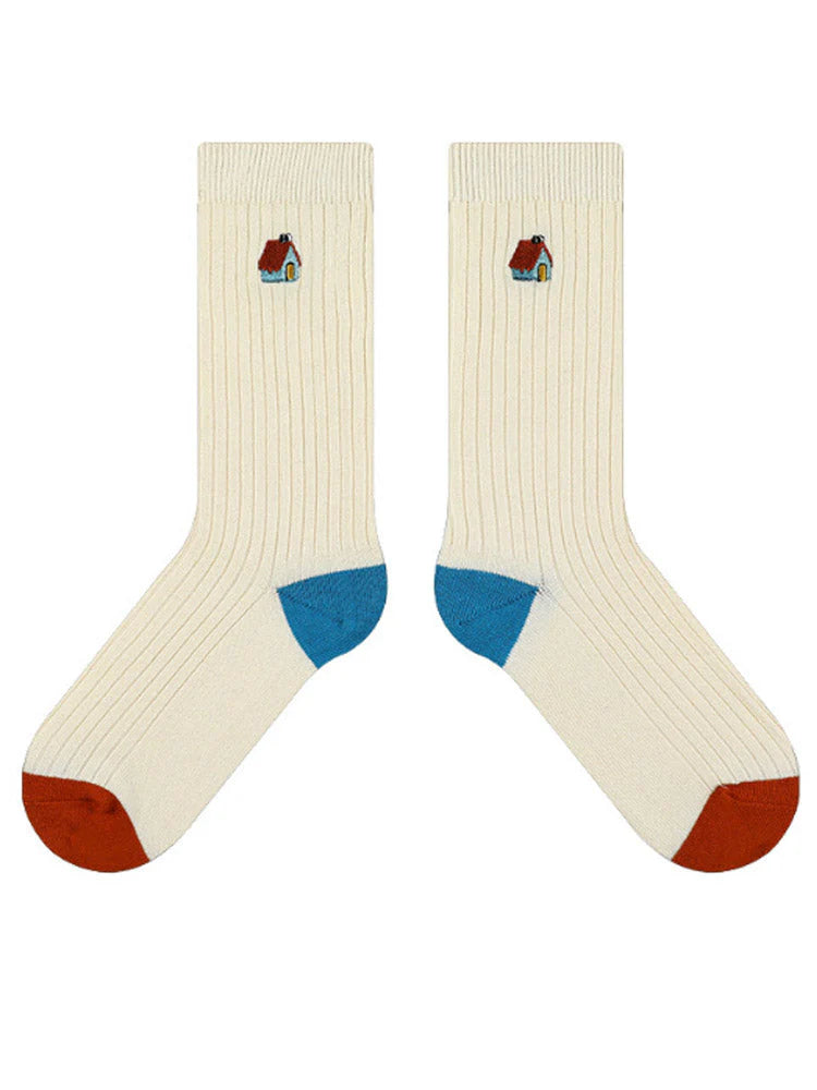 Embroidered Letter Socks E895
