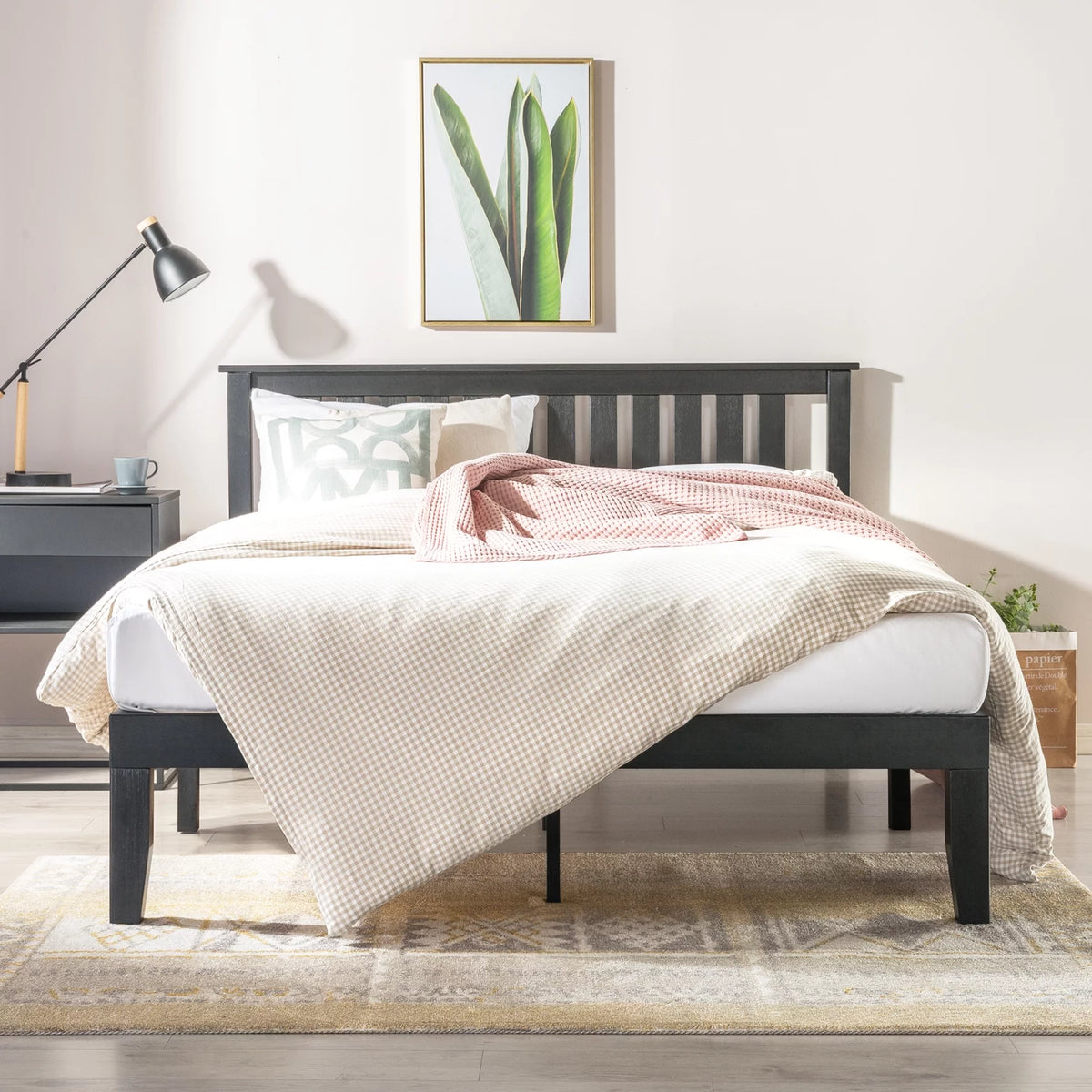 Black Twin Solid Wood Platform Bed with Headboard Q37948