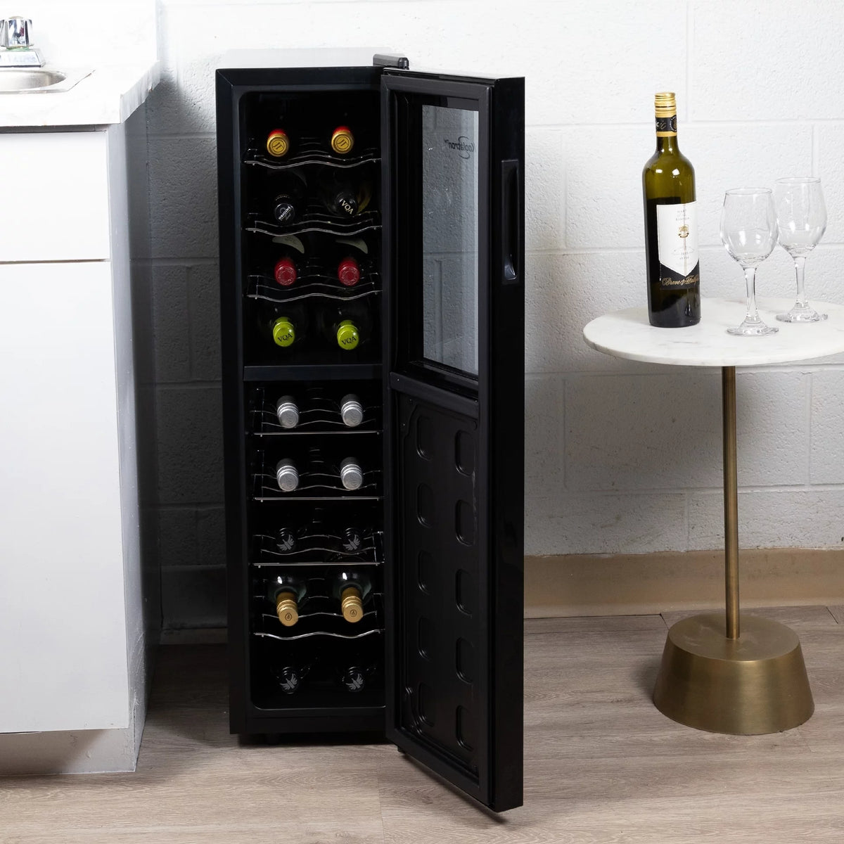 18 Bottle Dual Zone Wine Cooler G829