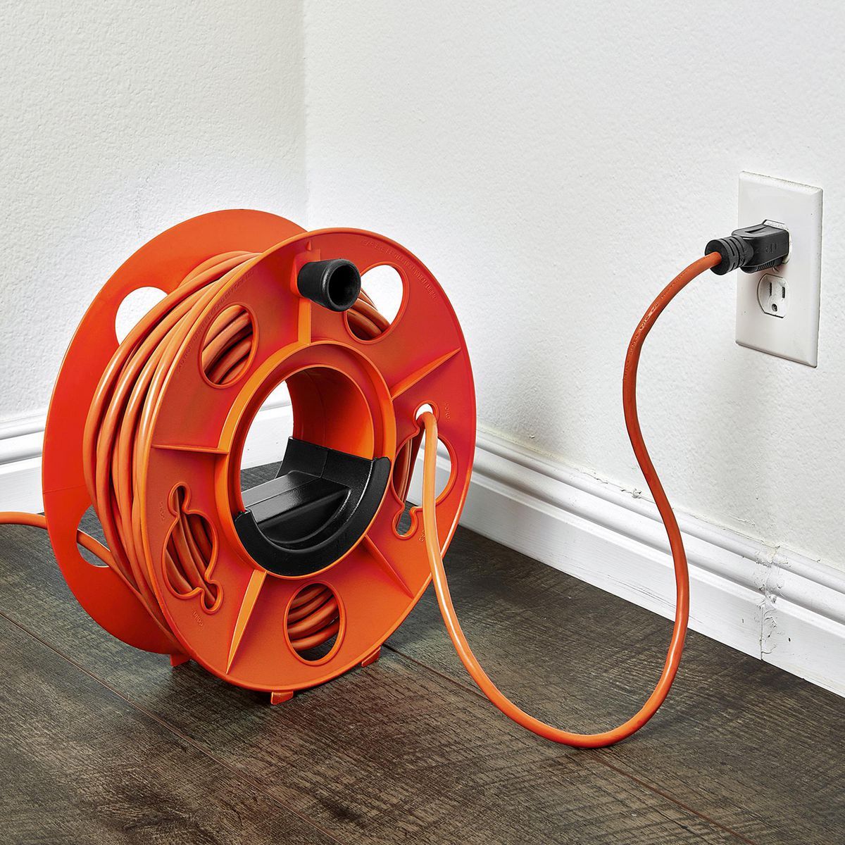 150 Ft. Extension Cord Reel W956
