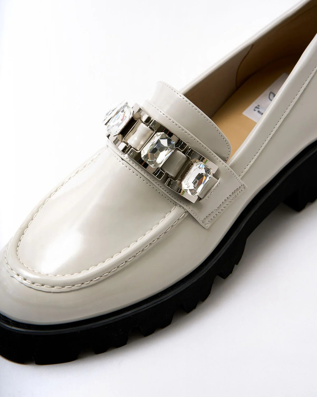 Track Sole Beaded Loafers Q4284